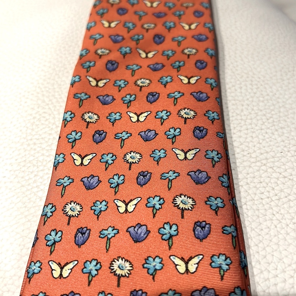 M. Ferreti tie